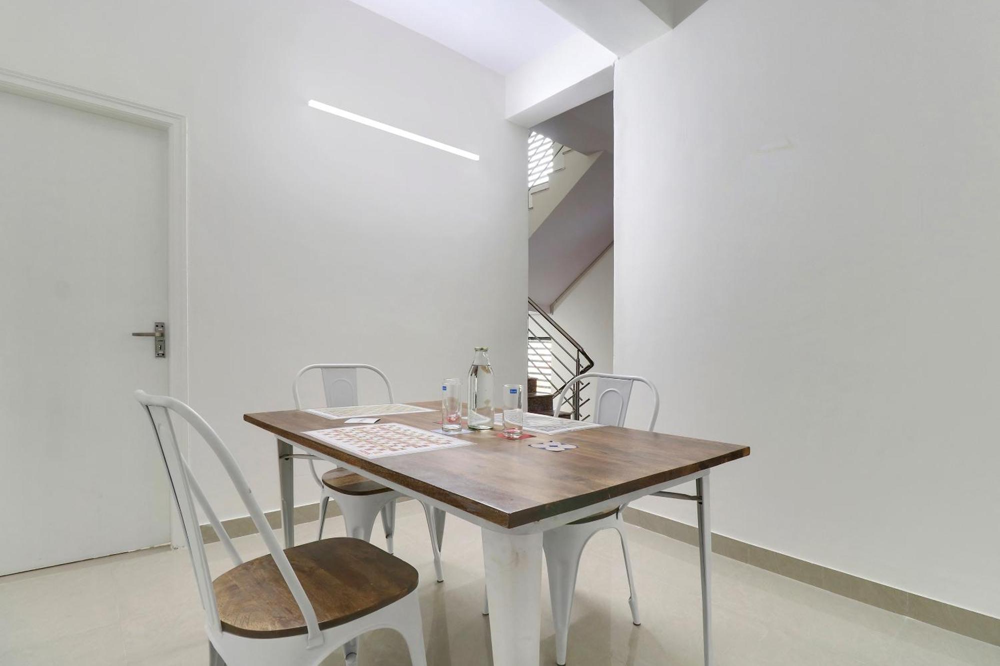 Hotel O Leva Homes Near Baiyappanahalli Metro Station 班加罗尔 外观 照片